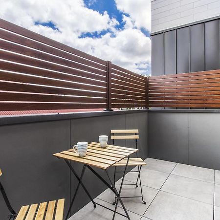 Boutique Apartment In Quiet, Sought-After Suburb Carnegie エクステリア 写真