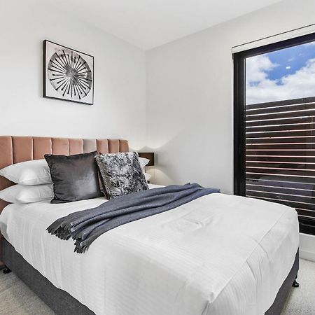 Boutique Apartment In Quiet, Sought-After Suburb Carnegie エクステリア 写真